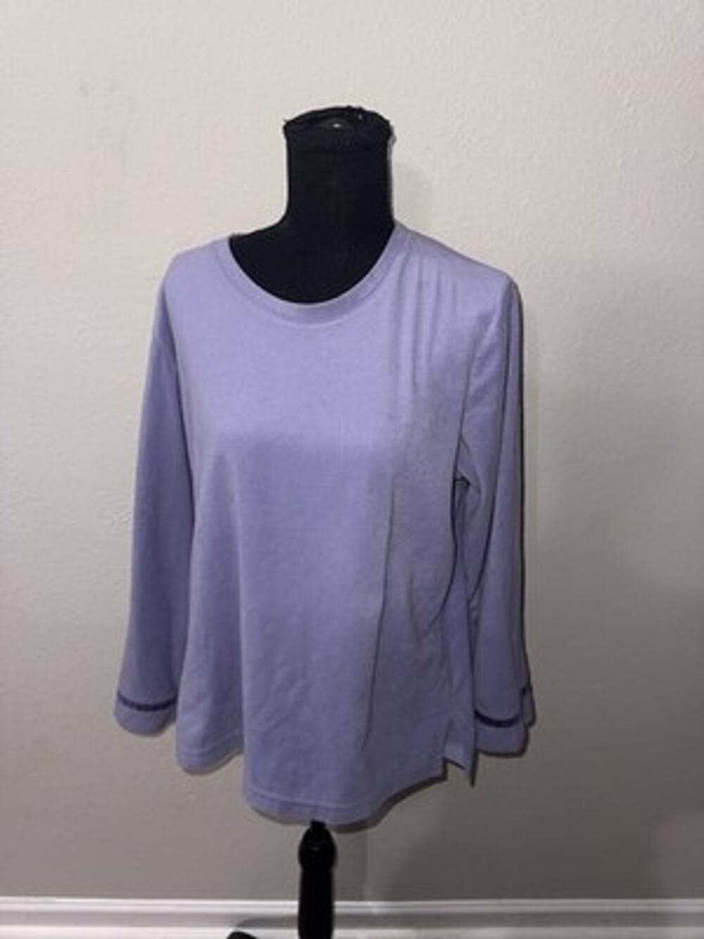 Oscar de la Renta Purple Fleece Long Sleeve Top Medium Crew Neck Side Slit